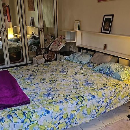 Laxmi Happy Home In Pune Zewnętrze zdjęcie